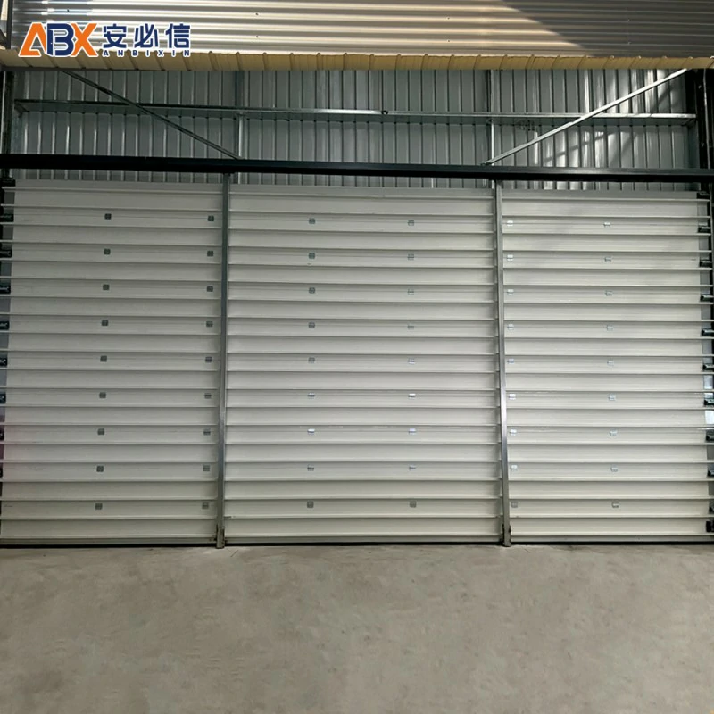 白山分节式滑升门